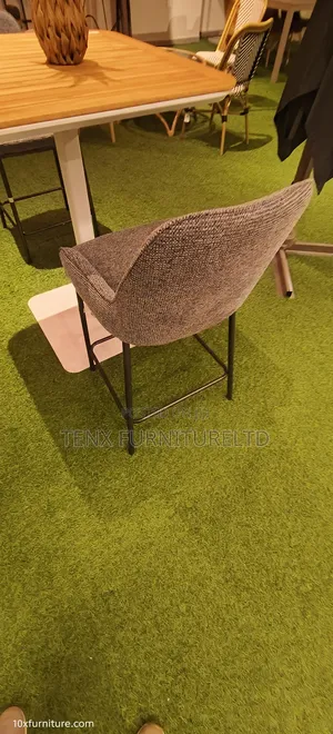 Bar/Kitchen Stool (Fabric and Metal)