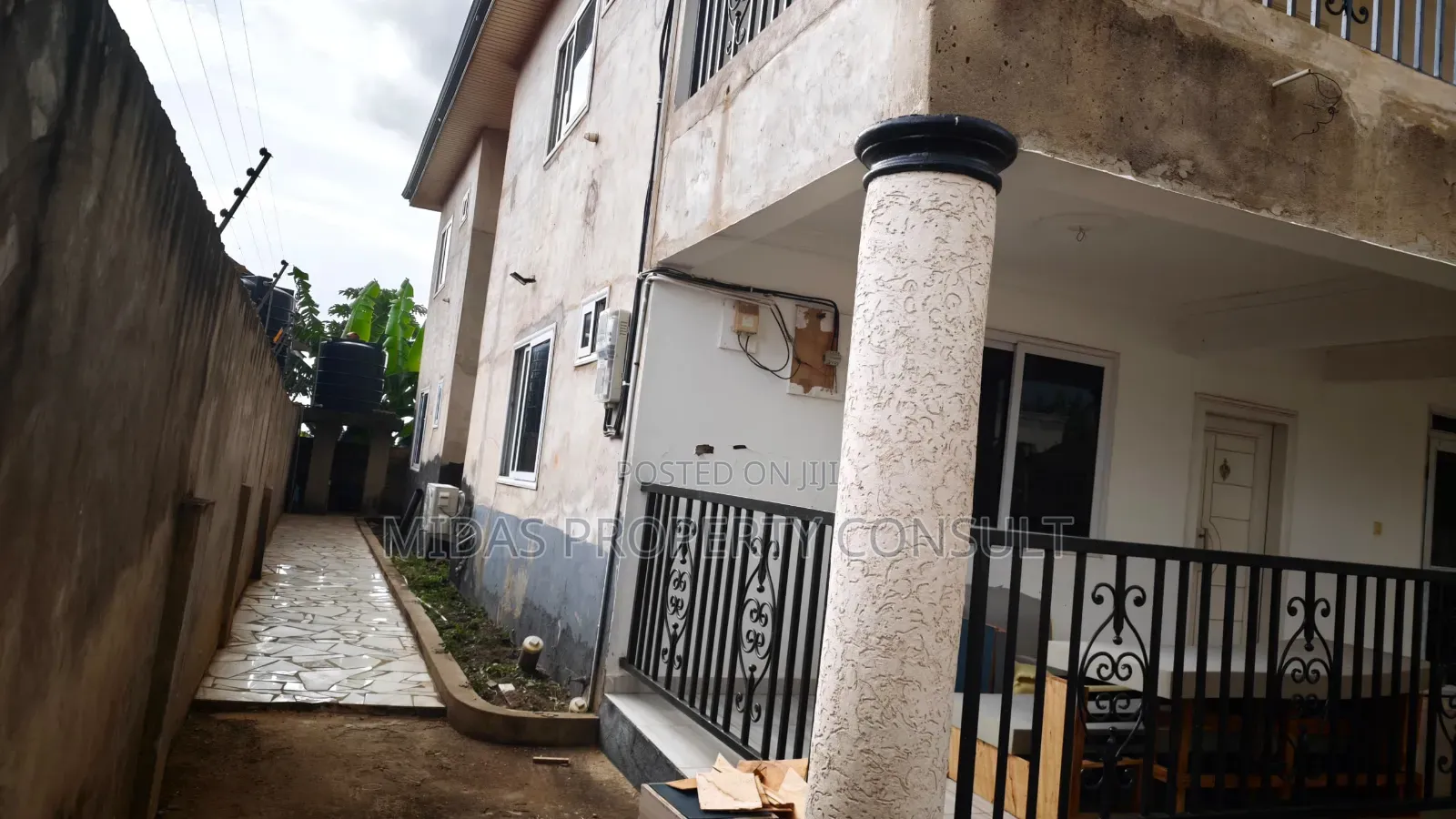 5bdrm House in Asofan, Accra Metropolitan for sale