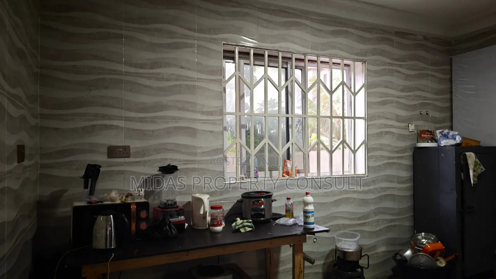 5bdrm House in Asofan, Accra Metropolitan for sale
