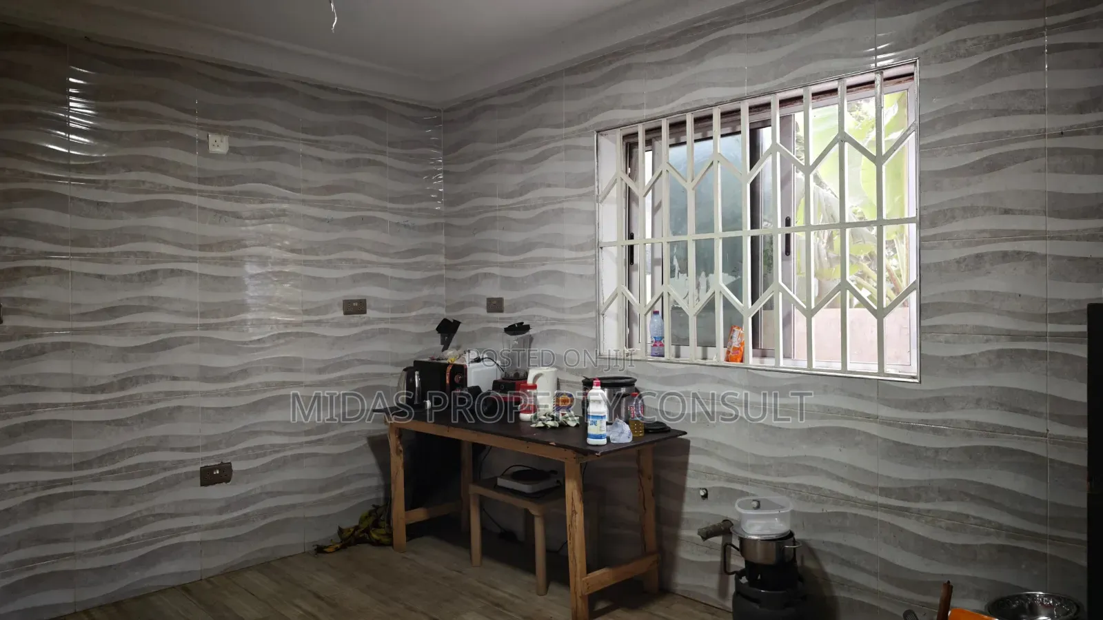 5bdrm House in Asofan, Accra Metropolitan for sale