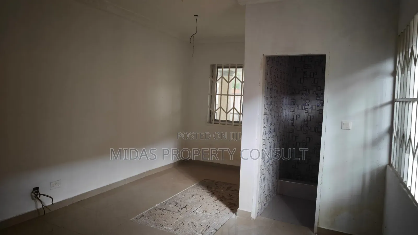 5bdrm House in Asofan, Accra Metropolitan for sale