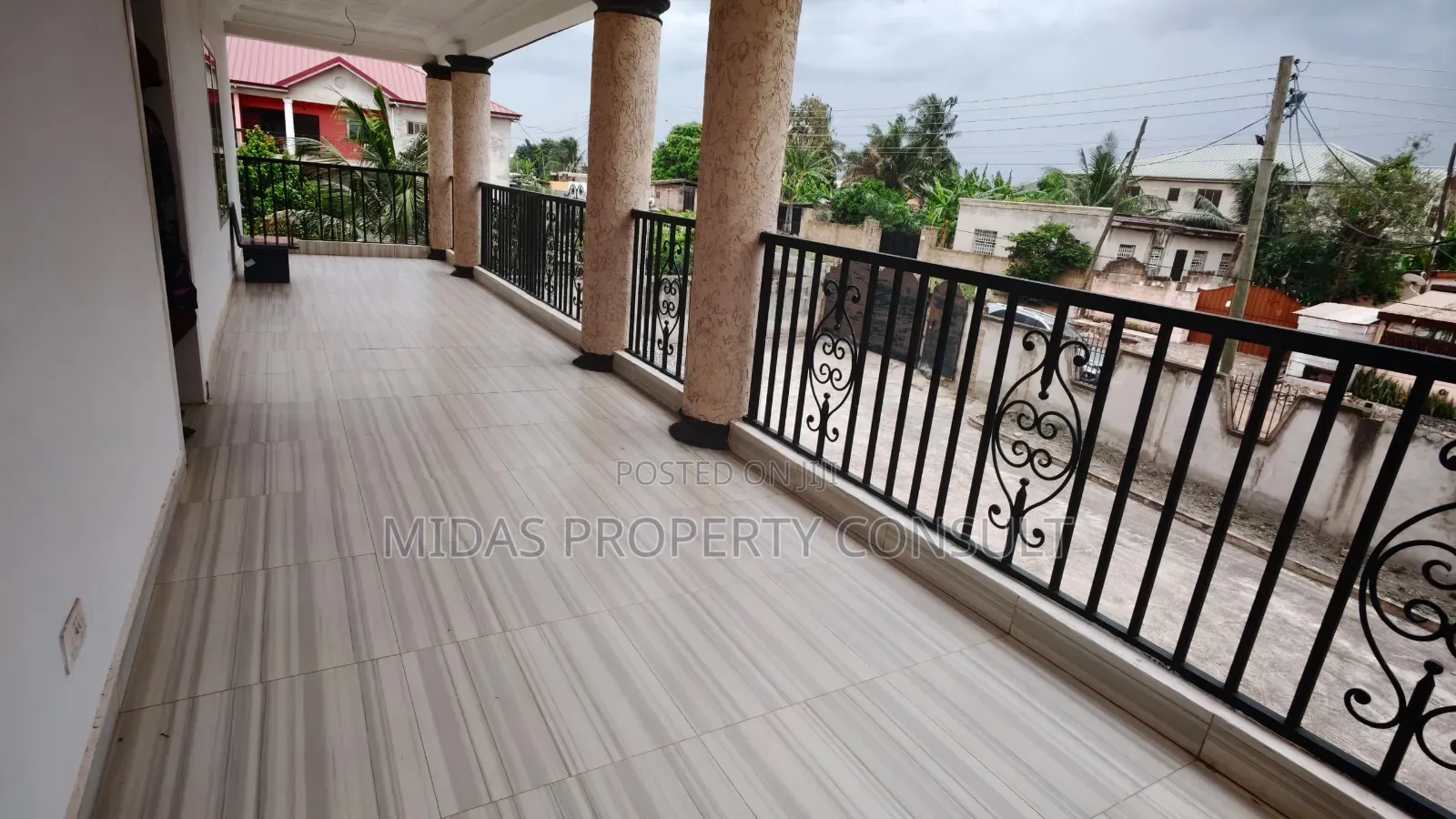 5bdrm House in Asofan, Accra Metropolitan for sale