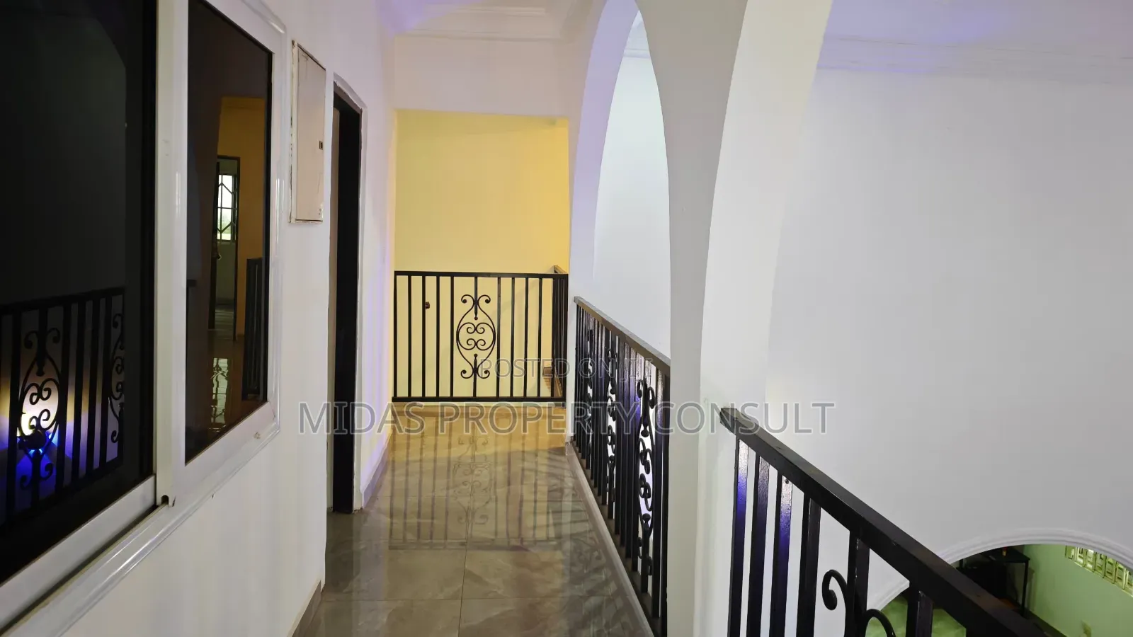 5bdrm House in Asofan, Accra Metropolitan for sale