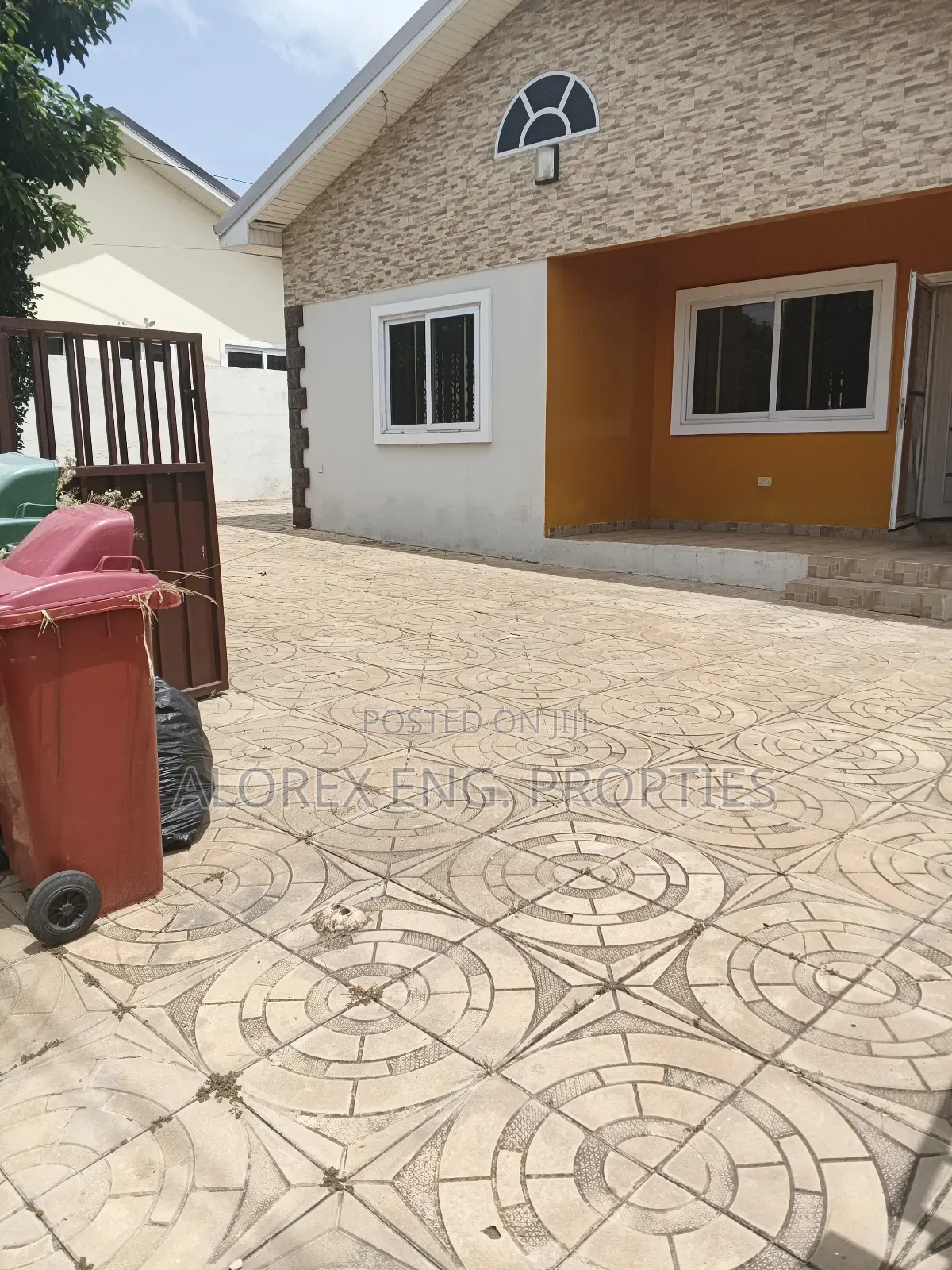 3bdrm Apartment in Oyarifa for rent