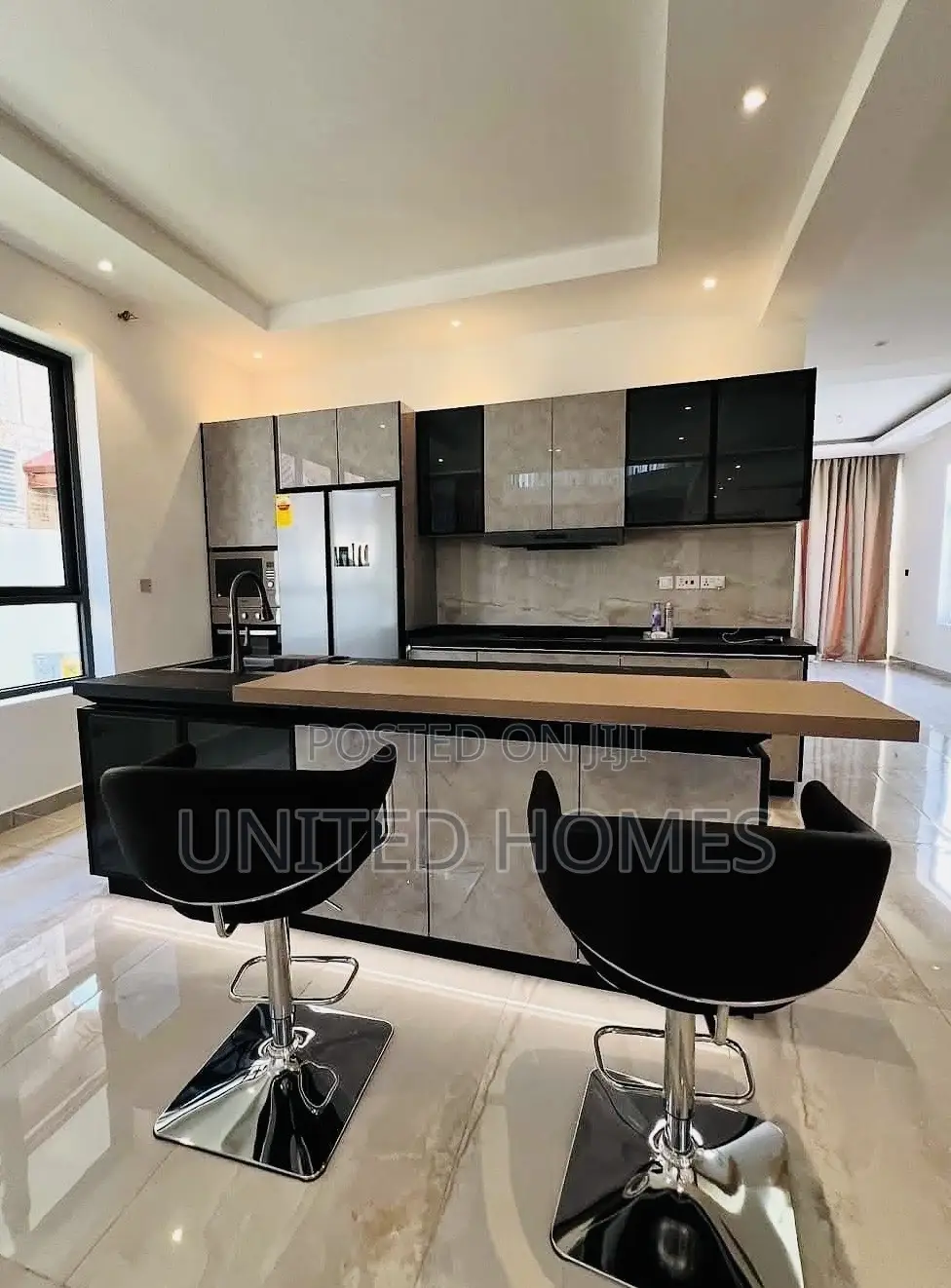 Furnished 5bdrm House in Adjiriganor for sale