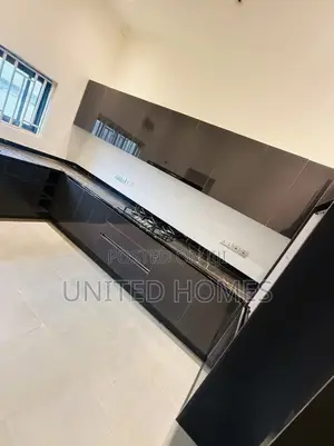3bdrm House in Oyarifa for sale