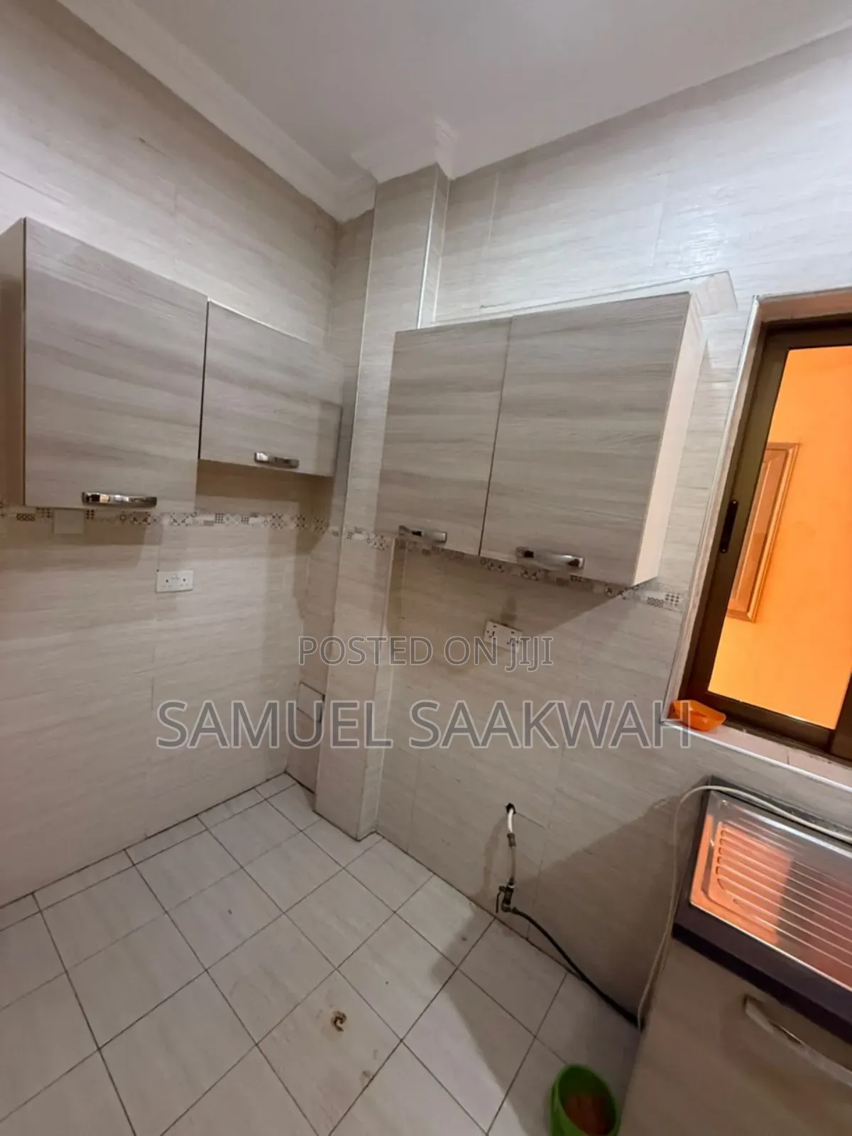 3bdrm Bedsitter in Awoshie Alang for rent