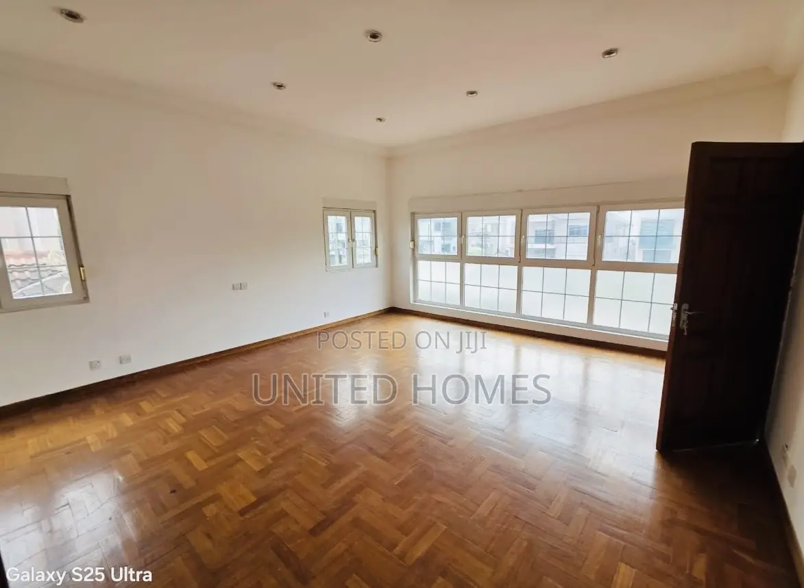 5bdrm House in East Legon for rent