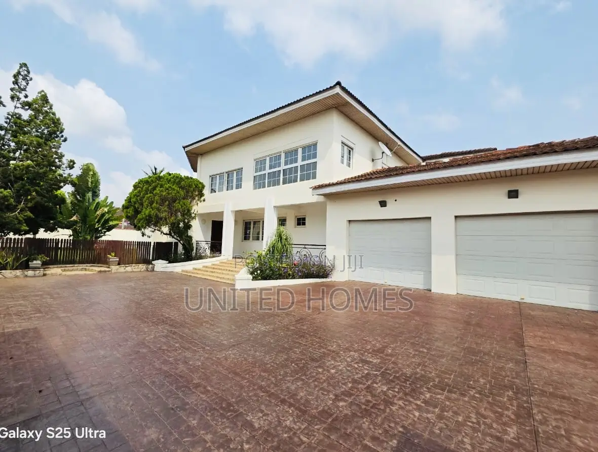 5bdrm House in East Legon for rent