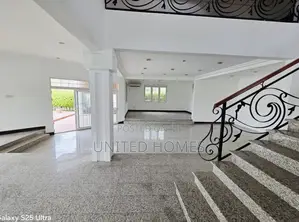 5bdrm House in East Legon for rent