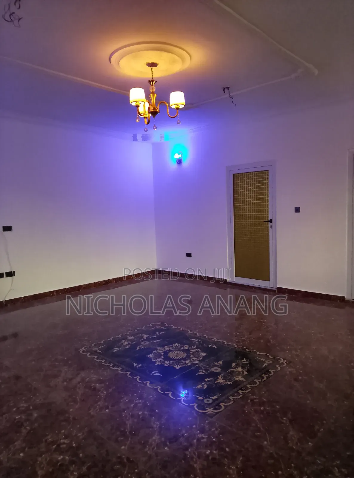 2bdrm Apartment in The Dorns Properties, New Town for rent