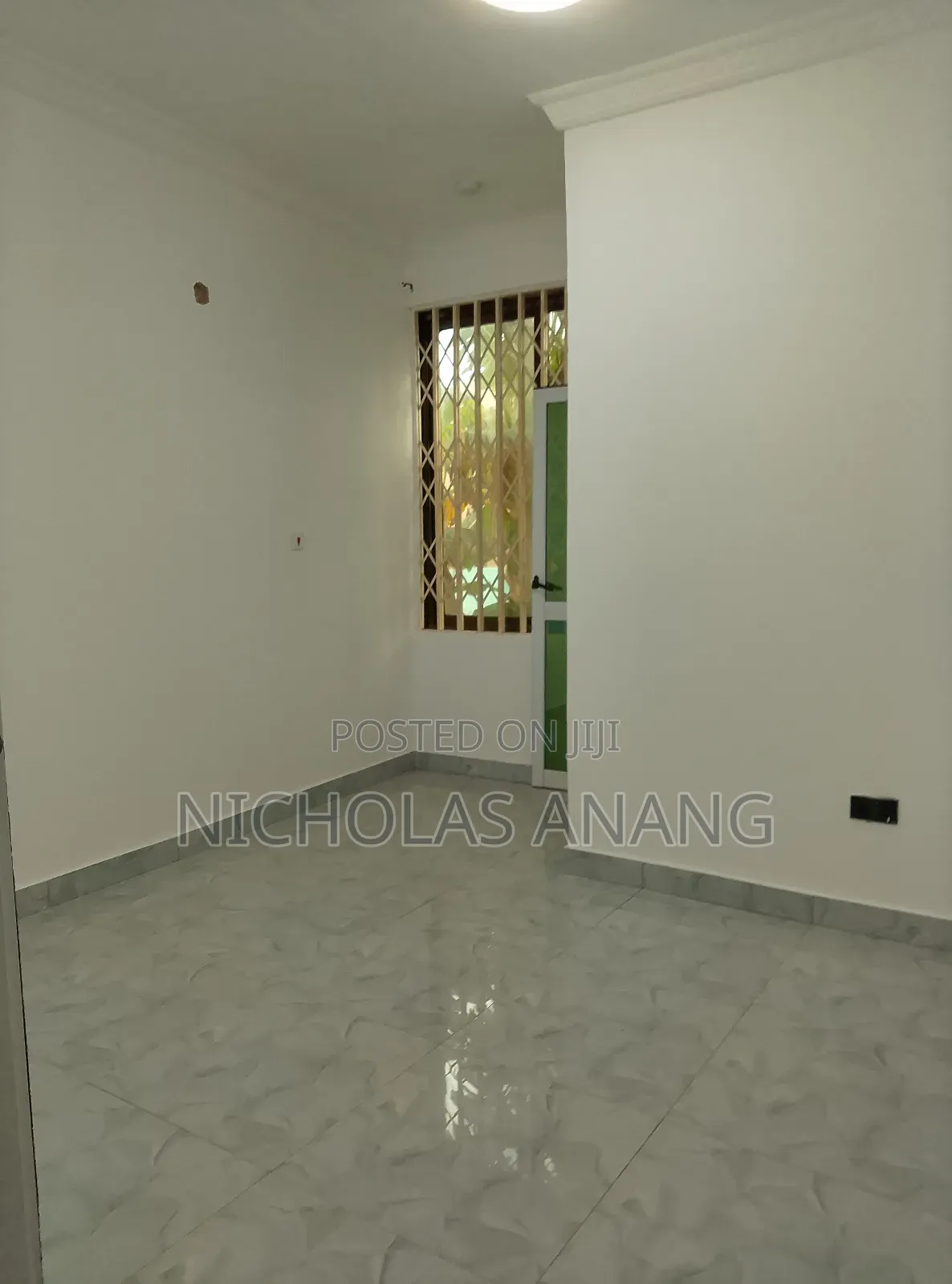 2bdrm Apartment in The Dorns Properties, New Town for rent