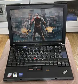 Laptop Lenovo ThinkPad X200 4GB Intel Core 2 Duo HDD 160GB