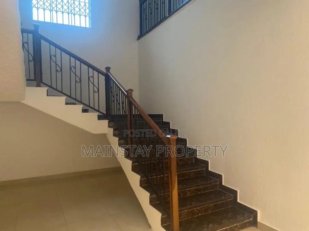 5bdrm House in Mainstay Estates, East Legon for rent