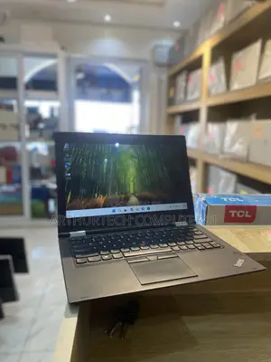 Laptop Lenovo Yoga 260 8GB Intel Core i5 SSD 256GB
