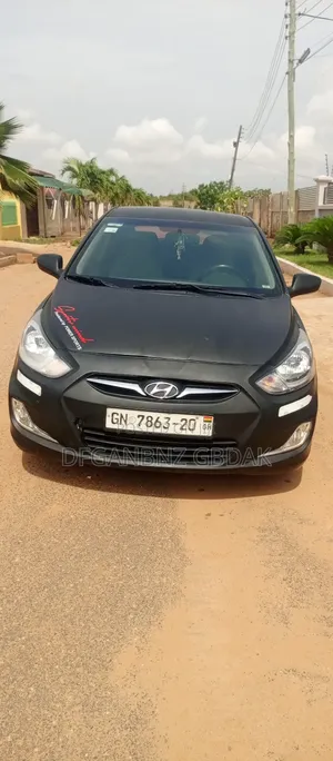Hyundai Accent SE Automatic 2012 Black
