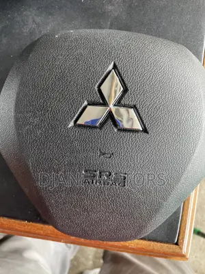 Mitsubishi Outlander 2016-2023 Airbag Cover