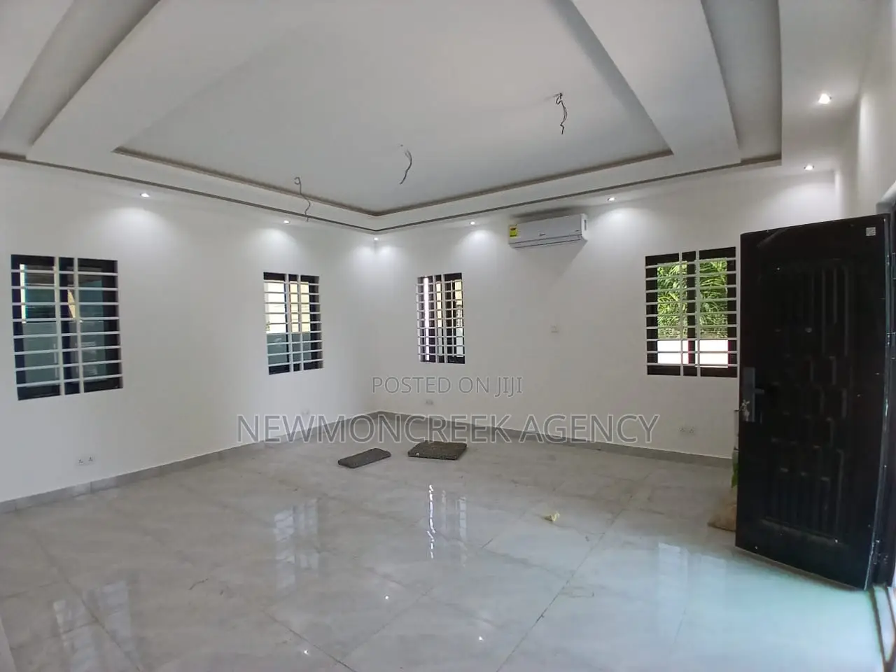 3bdrm Bungalow in Ayi Mensah, Accra Metropolitan for sale