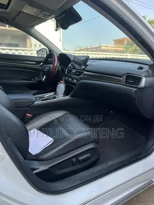 Honda Accord 2019 White