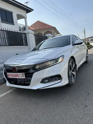 Honda Accord 2019 White