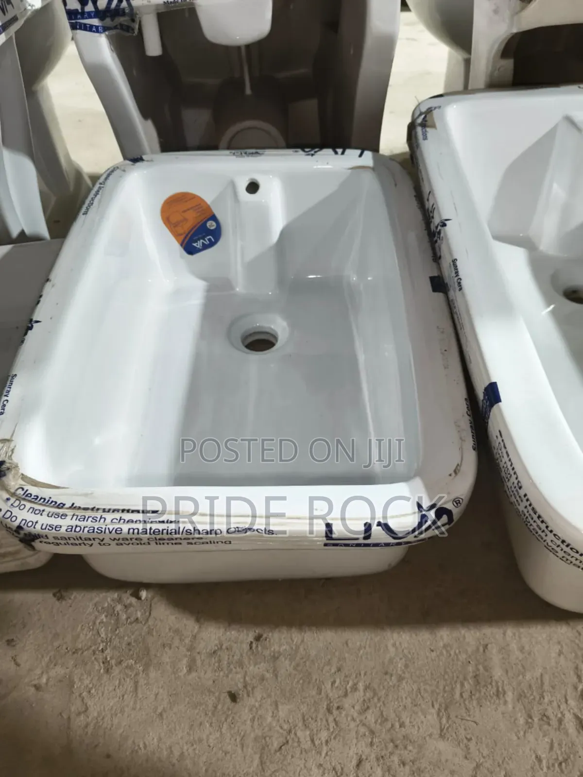 Lab Sink, Outside Sink, Outside Wall Basin