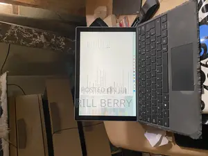 Laptop Microsoft Surface Pro 5 8GB Intel Core i5 HDD 256GB
