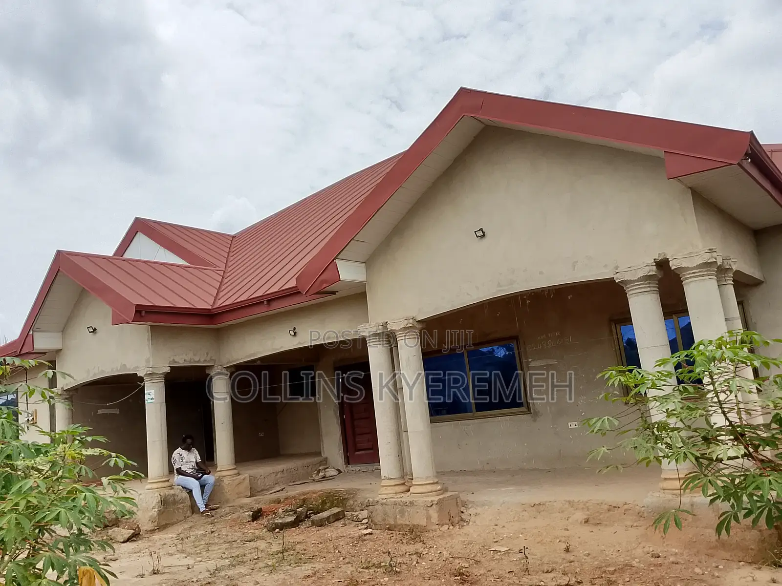 5bdrm House in Abuakwa, Kumasi Metropolitan for sale