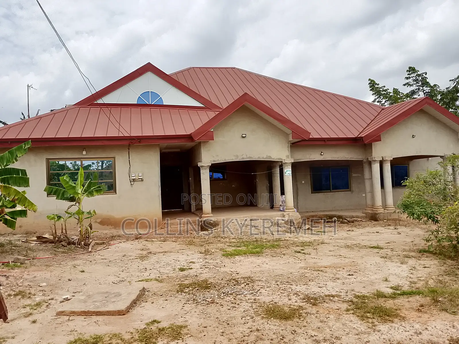 5bdrm House in Abuakwa, Kumasi Metropolitan for sale