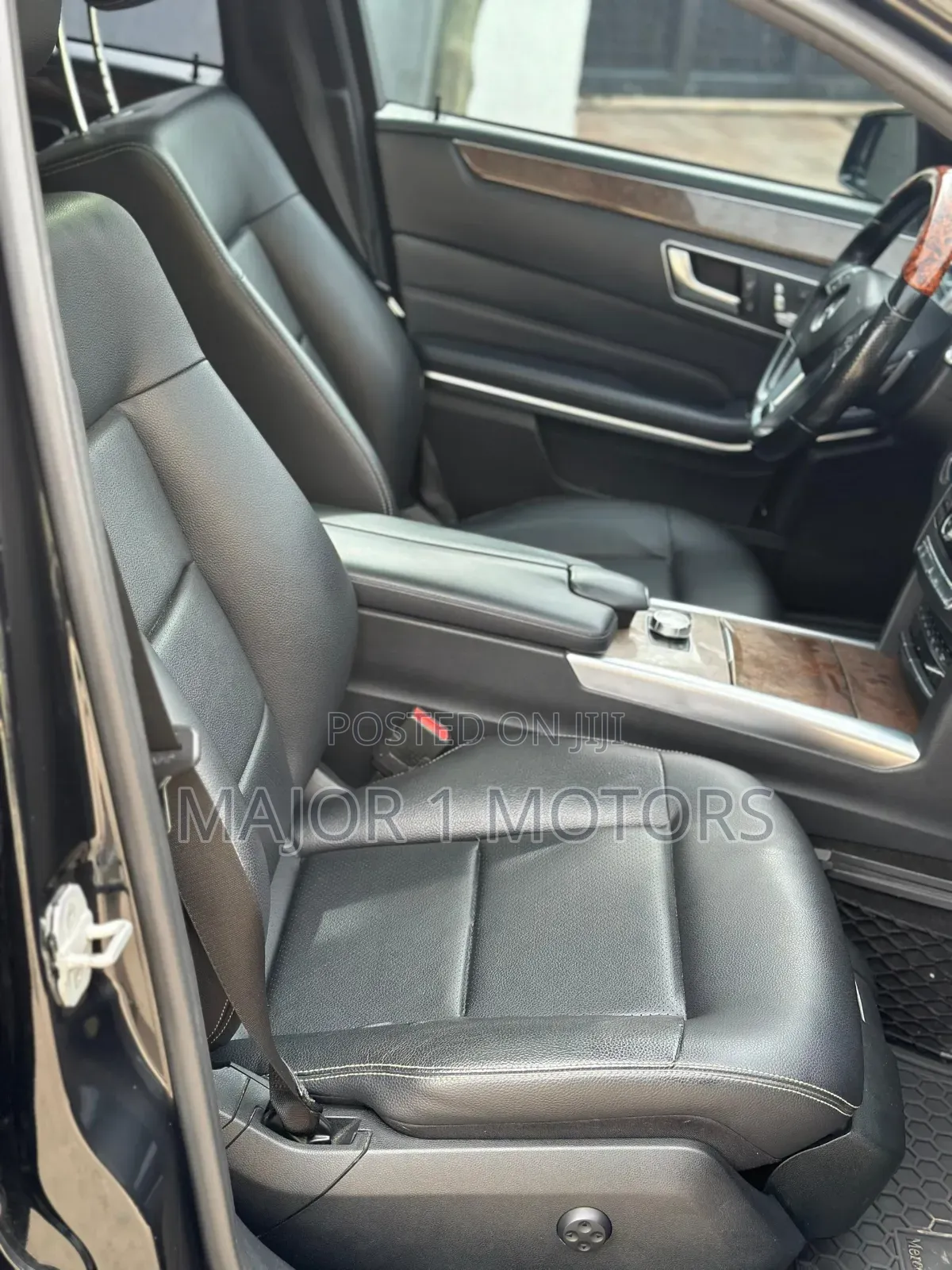 Mercedes-Benz E350 2014 Black