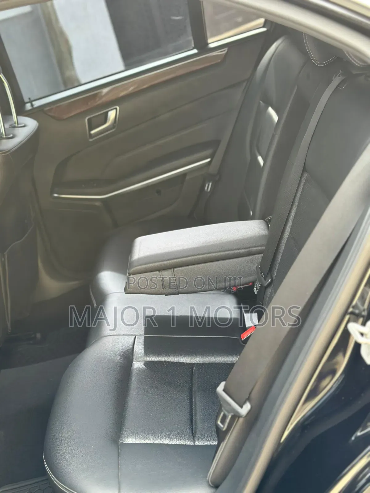 Mercedes-Benz E350 2014 Black