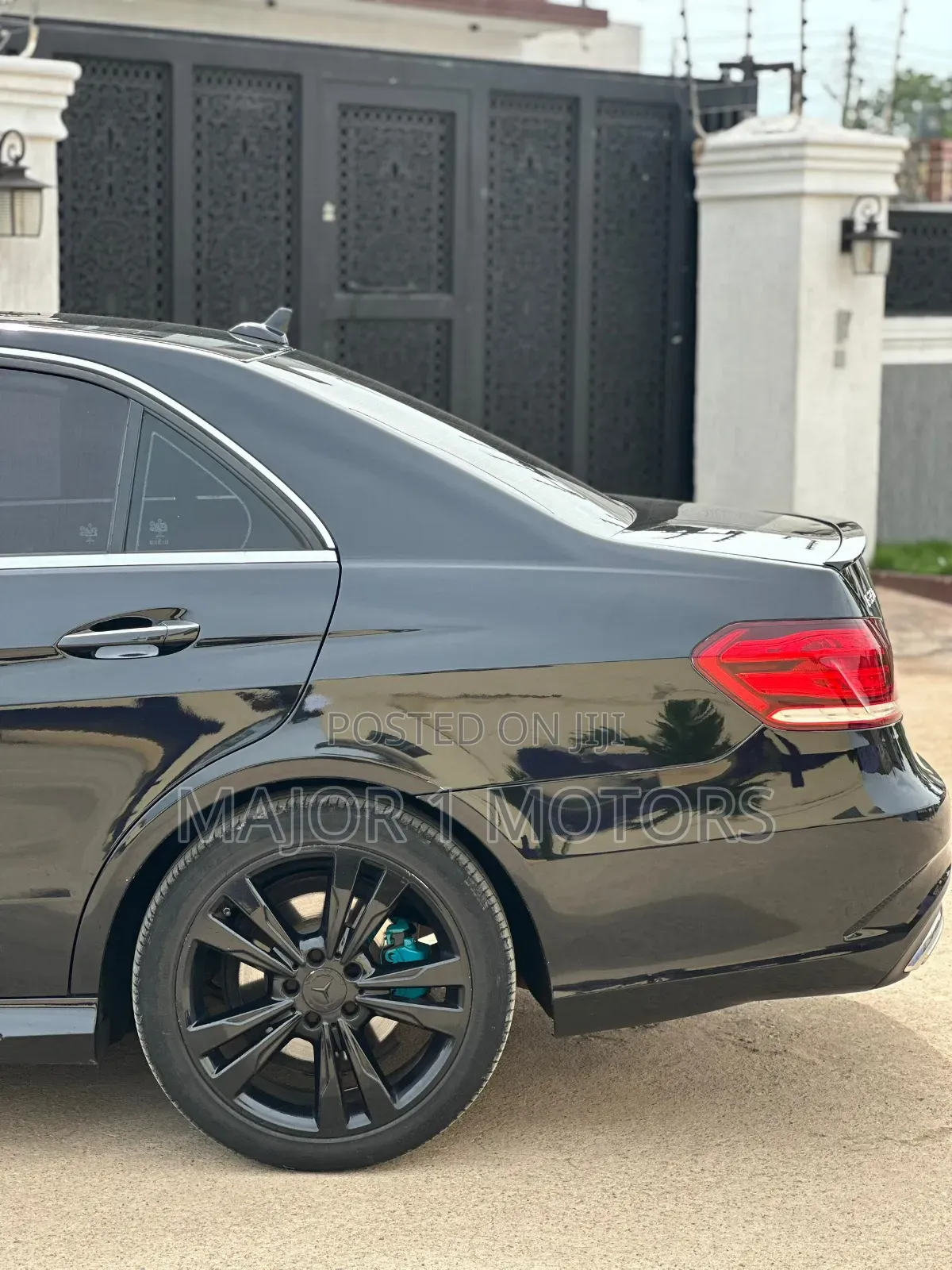Mercedes-Benz E350 2014 Black
