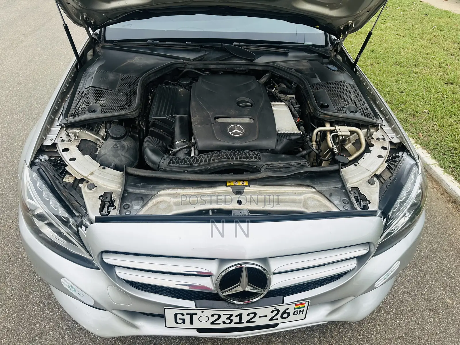 Mercedes-Benz C300 2016 Silver