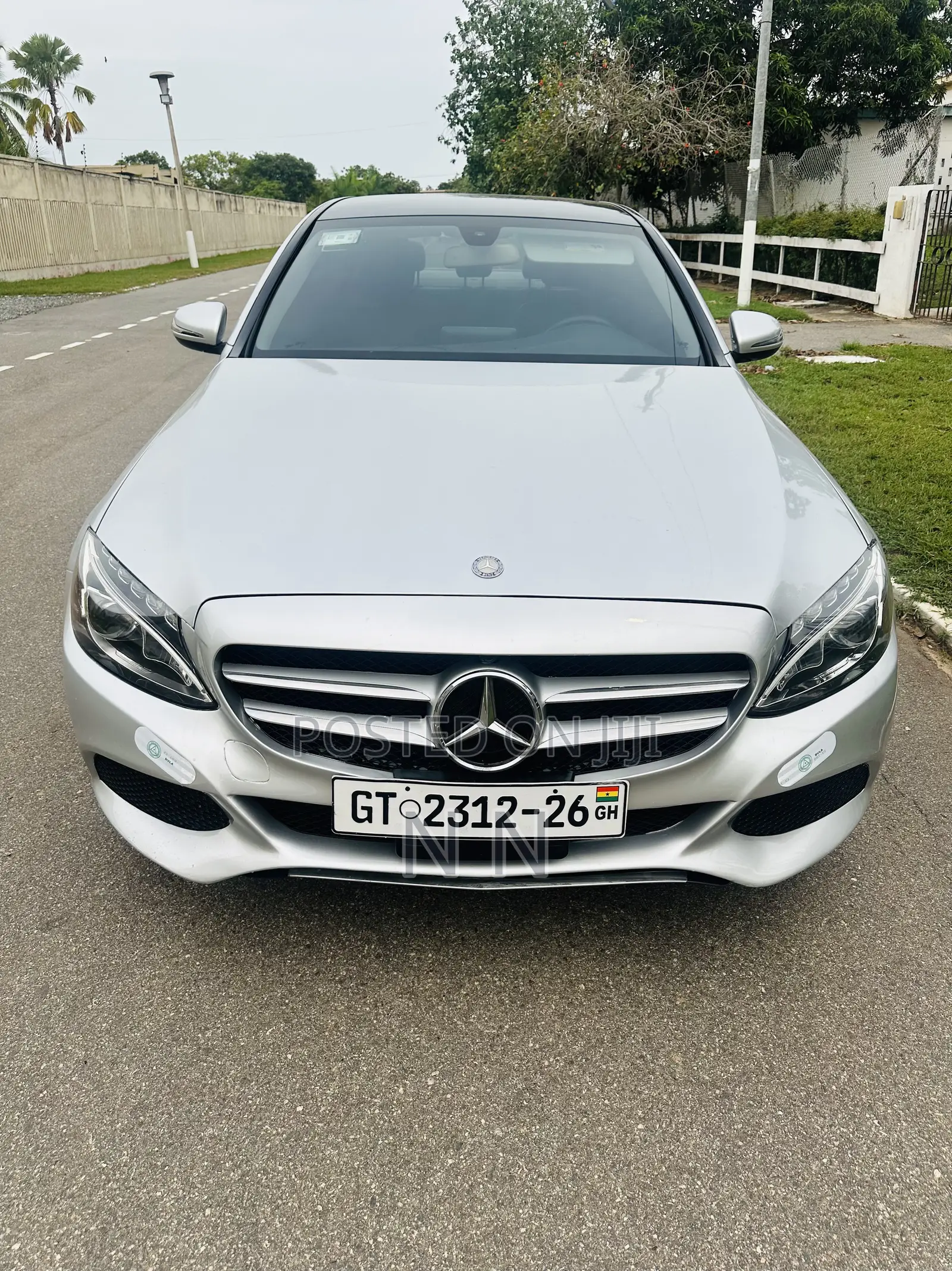 Mercedes-Benz C300 2016 Silver