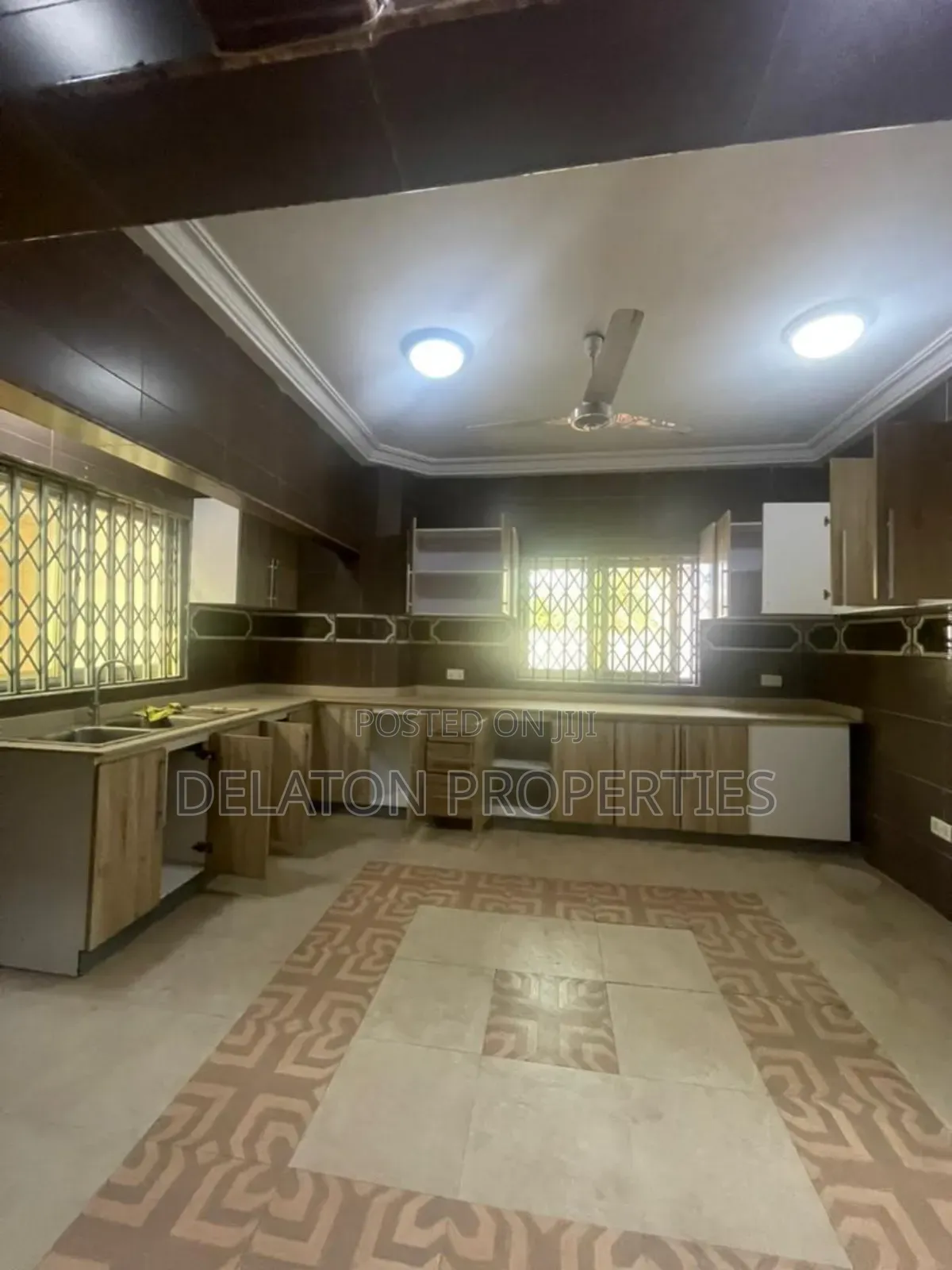 4bdrm House in Spintex for rent
