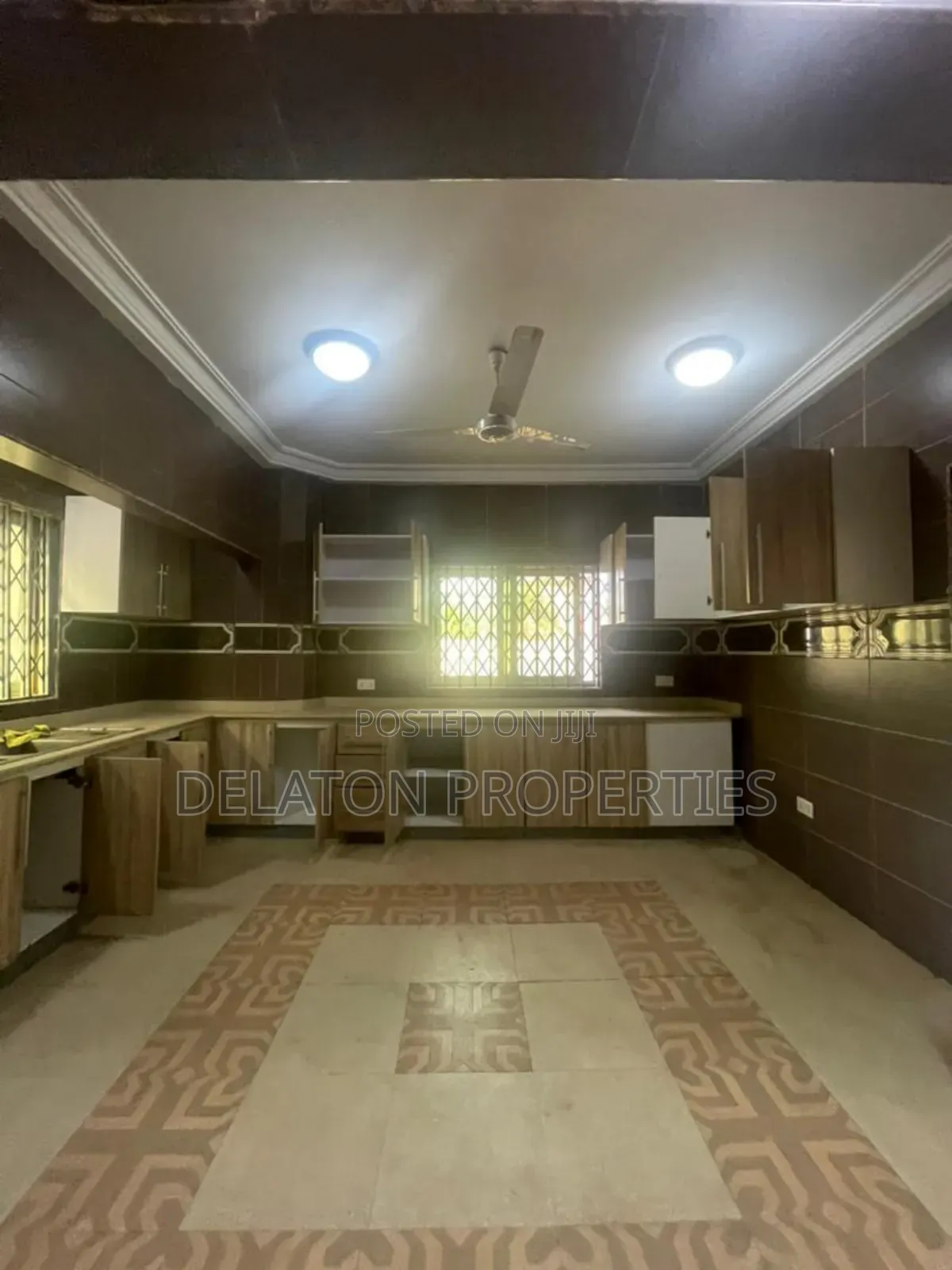 4bdrm House in Spintex for rent