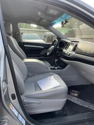Toyota Highlander 2017 Silver