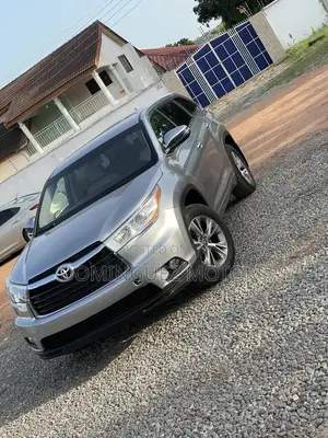 Toyota Highlander 2017 Silver