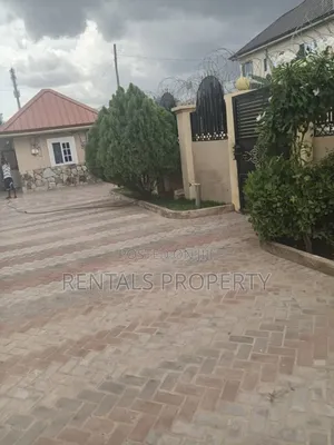 3bdrm Apartment in Pentecost for rent