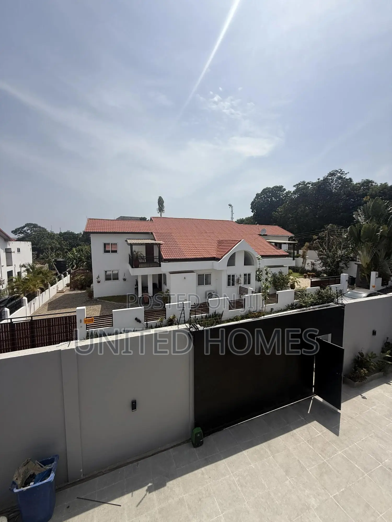 7bdrm House in Labone for rent
