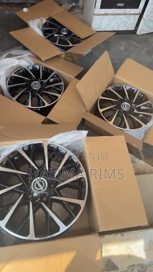 Nissan Rims Set