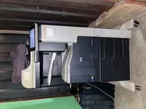 Hp Color Laserjet MFP M775m