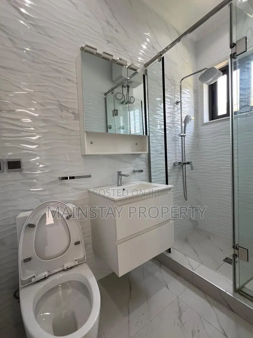 4bdrm Townhouse / Terrace in Mainstay Estates, East Legon for rent