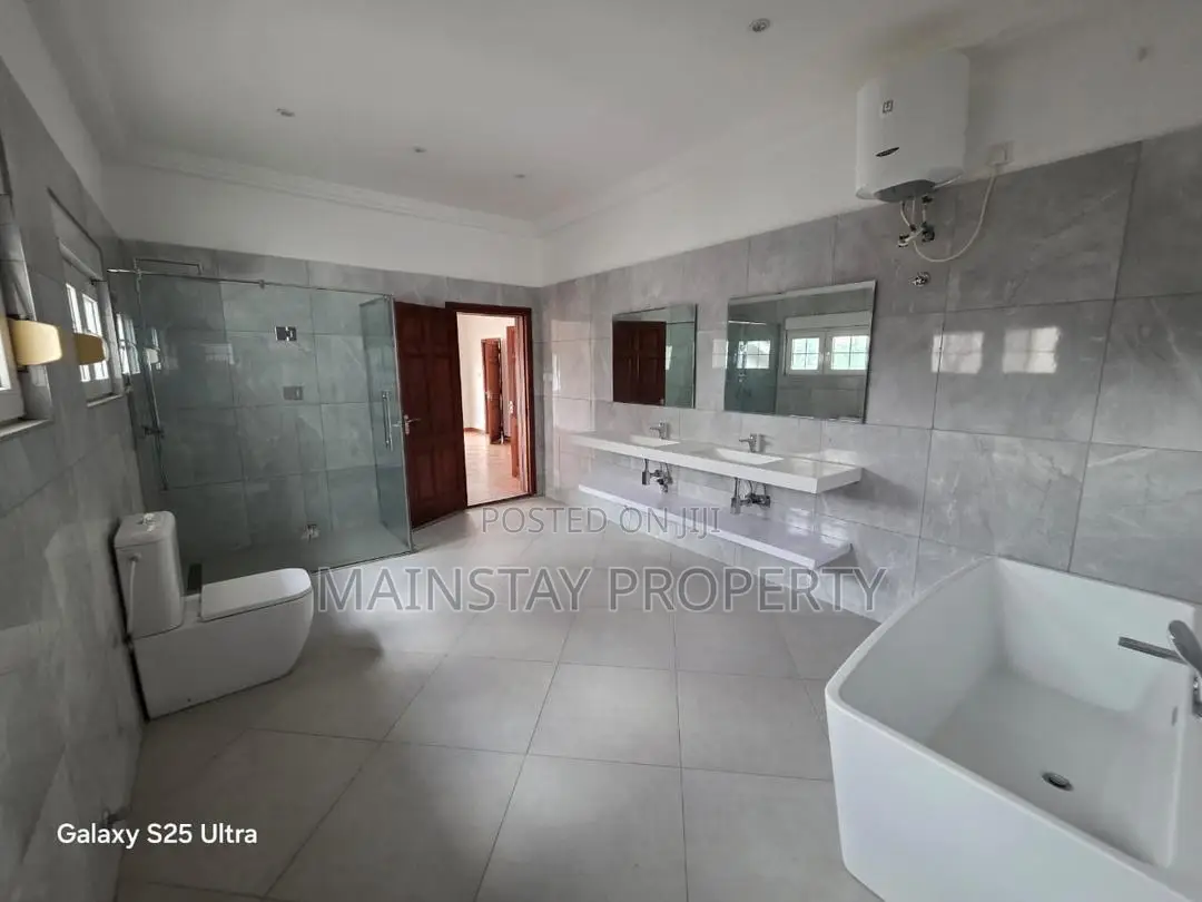 5bdrm House in Mainstay Estates, East Legon for rent
