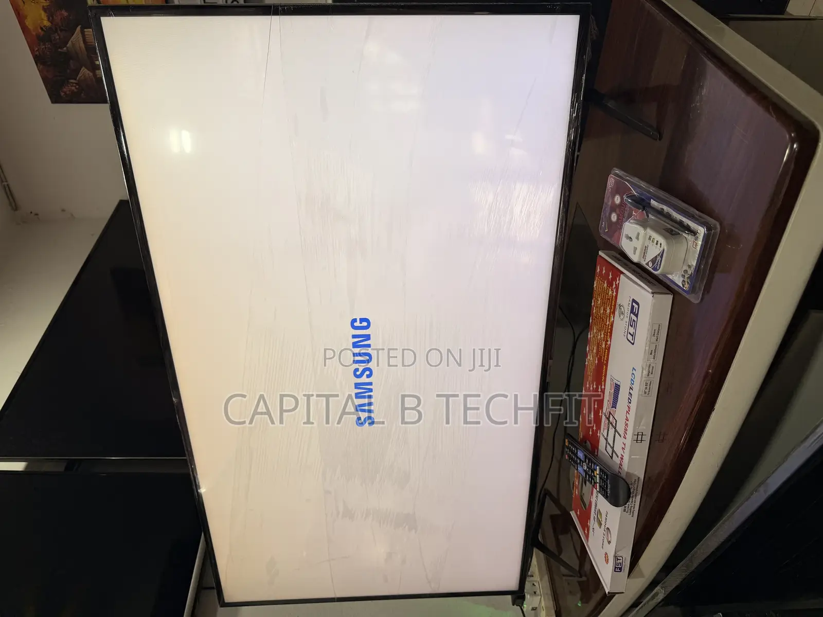 Super Amazing 50inches Smart Samsung TV