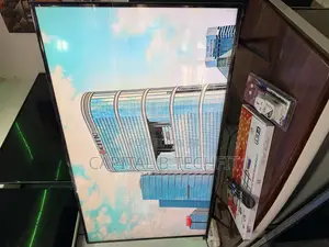 Super Amazing 50inches Smart Samsung TV