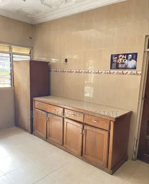 9bdrm House in Fredimens Real, Ejisu-Juaben Municipal for rent