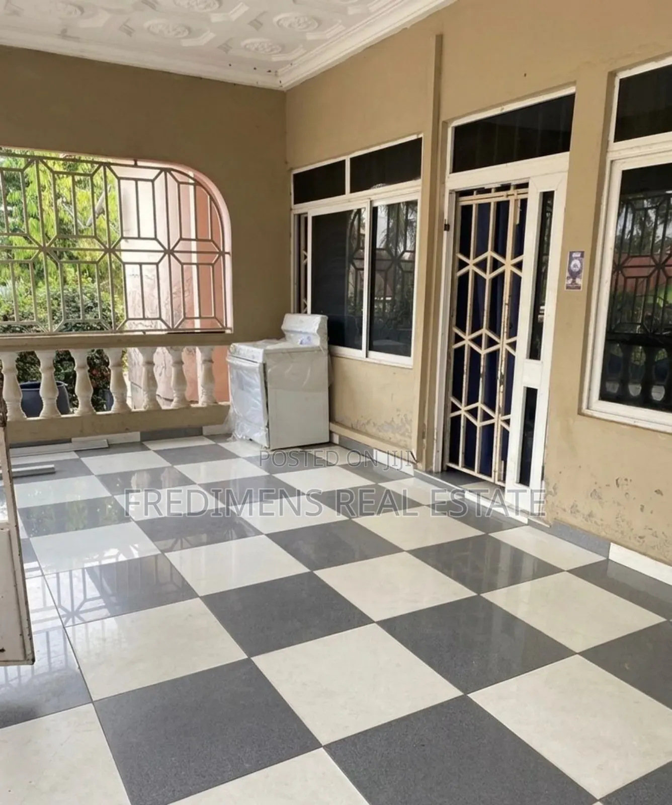 9bdrm House in Fredimens Real, Ejisu-Juaben Municipal for rent