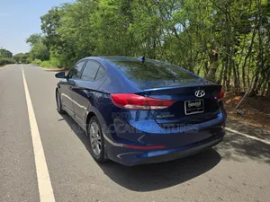 Hyundai Elantra SE 2018 Blue