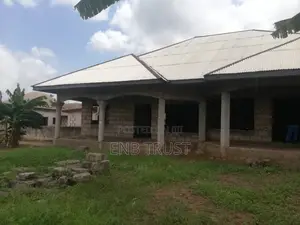 2 Plots and 4 Bedrooms for Sale at Kumasi Appiadu