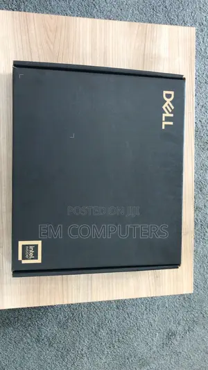 New Laptop Dell Inspiron 15 8GB Intel Core i5 SSD 256GB